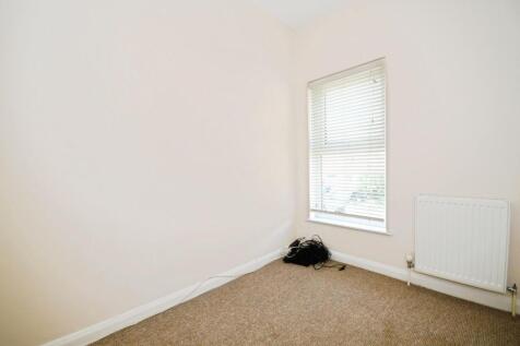 BEDROOM 3.jpg