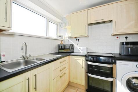 KITCHEN 02.jpg