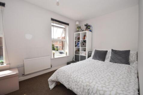 BEDROOM 2.JPG