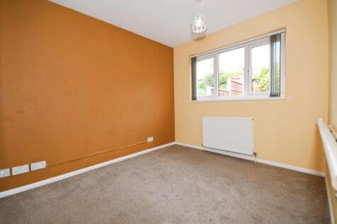 BEDROOM 1.jpg