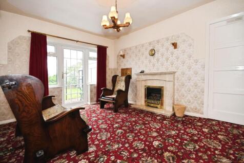 DINING ROOM 02.jpg