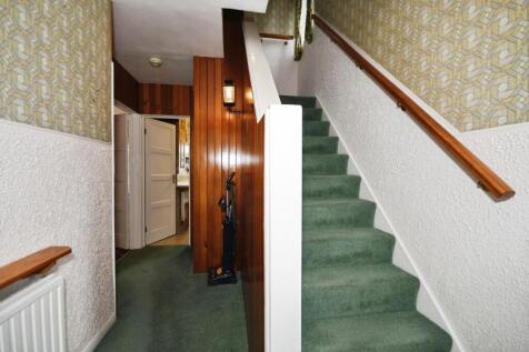 HALL 02.jpg