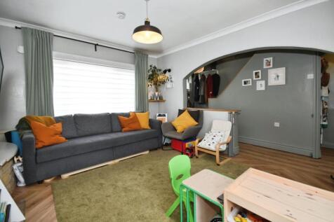 LOUNGE 03.jpg