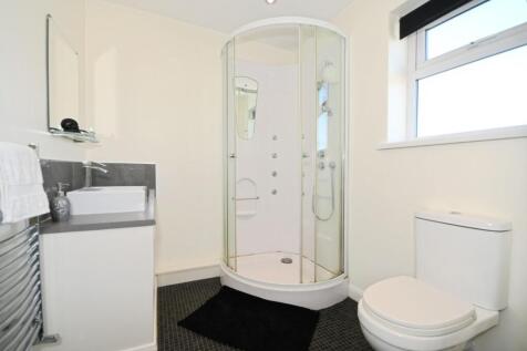 EN SUITE.jpg