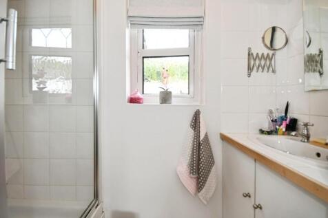 EN SUITE.jpg