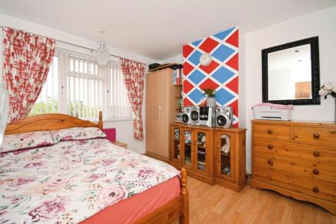 BEDROOM 3.jpg