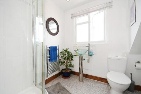 EN SUITE.jpg