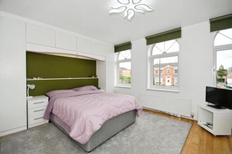 BEDROOM 1.jpg