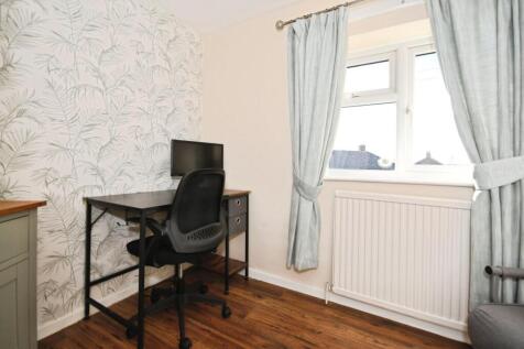 BEDROOM 3.jpg