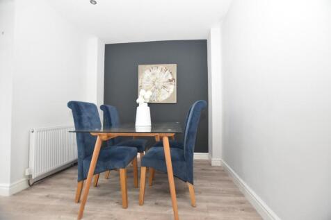 dining room.jpg