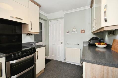 KITCHEN 03.jpg