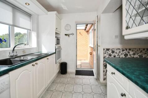 KITCHEN 05.jpg