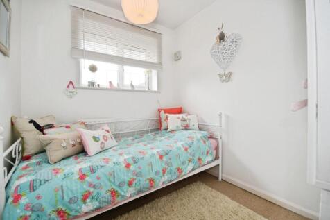 BEDROOM 3.jpg
