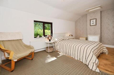 BEDROOM 5.jpg