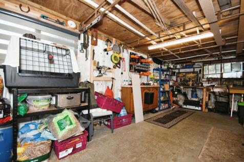 GARAGE.jpg
