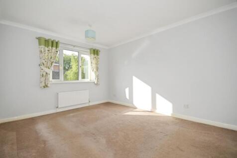 BEDROOM 1.jpg
