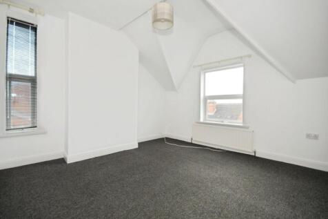 BEDROOM 1.jpg