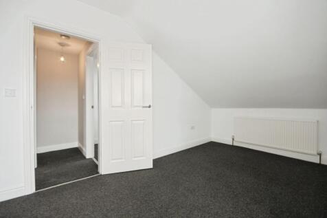 BEDROOM 3.jpg