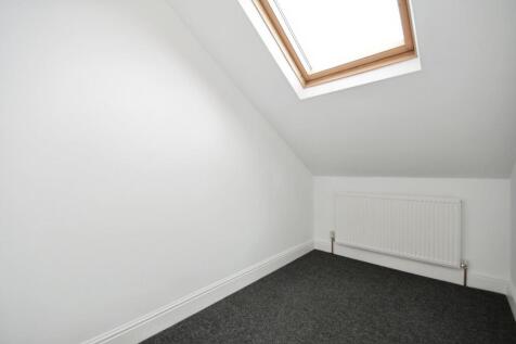 BEDROOM 4.jpg