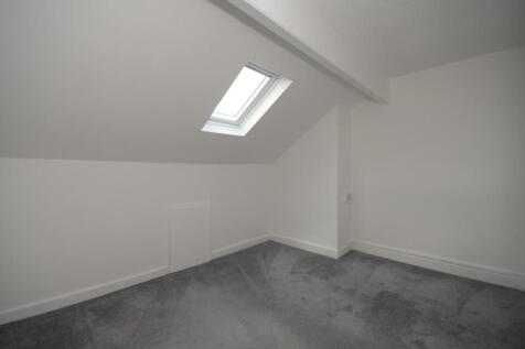 BEDROOM 4.JPG