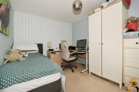 BEDROOM 2.jpg