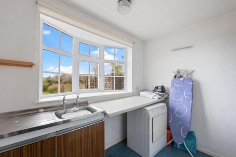 UTILITY ROOM.jpg