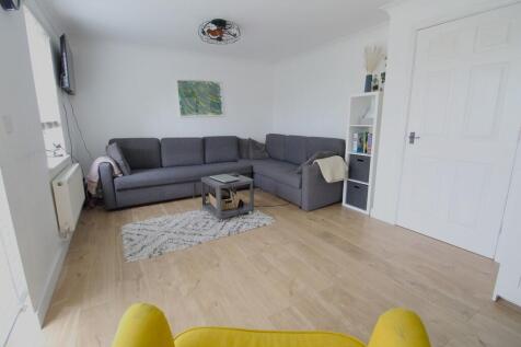 lounge 3
