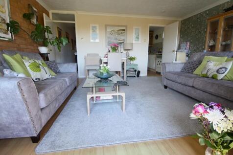 lounge 3