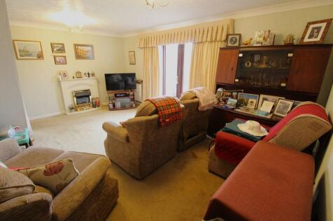 lounge 2