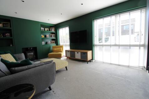 lounge 2