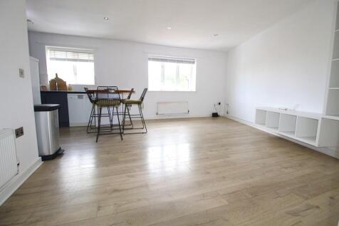 living area 3