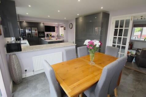 kitchen diner 4