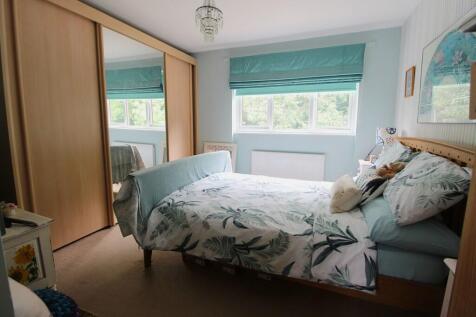 bed 1