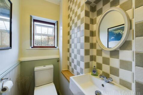 Downstairs cloakroom