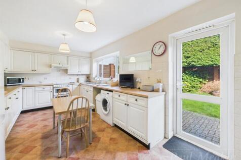 Kitchen/ Breakfast Room