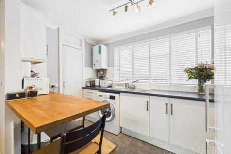 Kitchen/ Reception Room