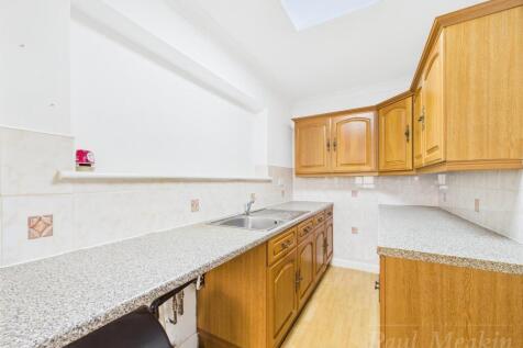 Kitchen/ Breakfast Room