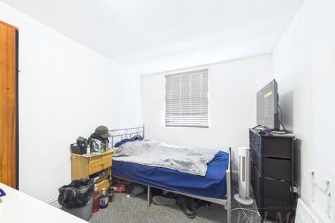 Bedroom/ Reception Room