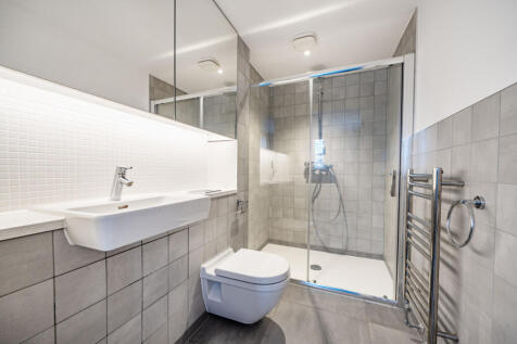 1364677-9-68ef65c...