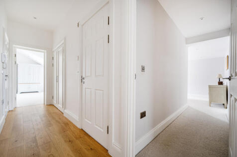 1364677-5-68ef657...