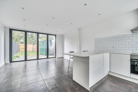 1371760-13-68f8f5...