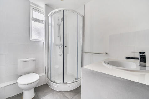 1371760-10-68f8f5...