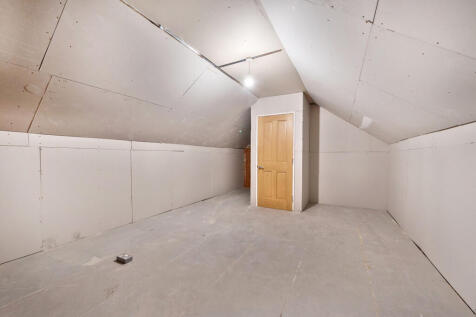 1372384-1-68f9042...