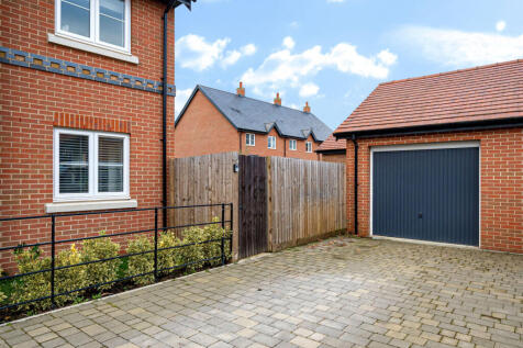 1384525-3-6925dc5...