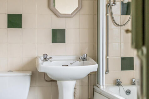 1383752-13-692d9c...