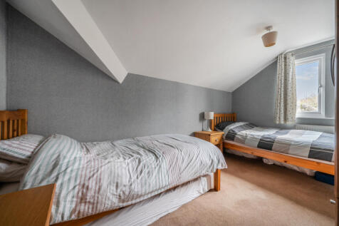 1383285-10-692827...