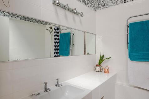 184 Andrewes House-18.jpg