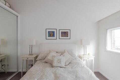 Flat 21 Priory House-2.jpg