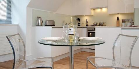 thumb_621_apartmentImages_wide.jpg