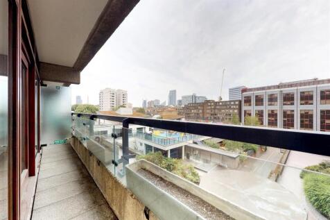 Breton-House-Barbican-09062018_101914.jpg